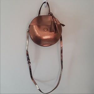 NWOT Remi/Reid Bronze Circle Purse